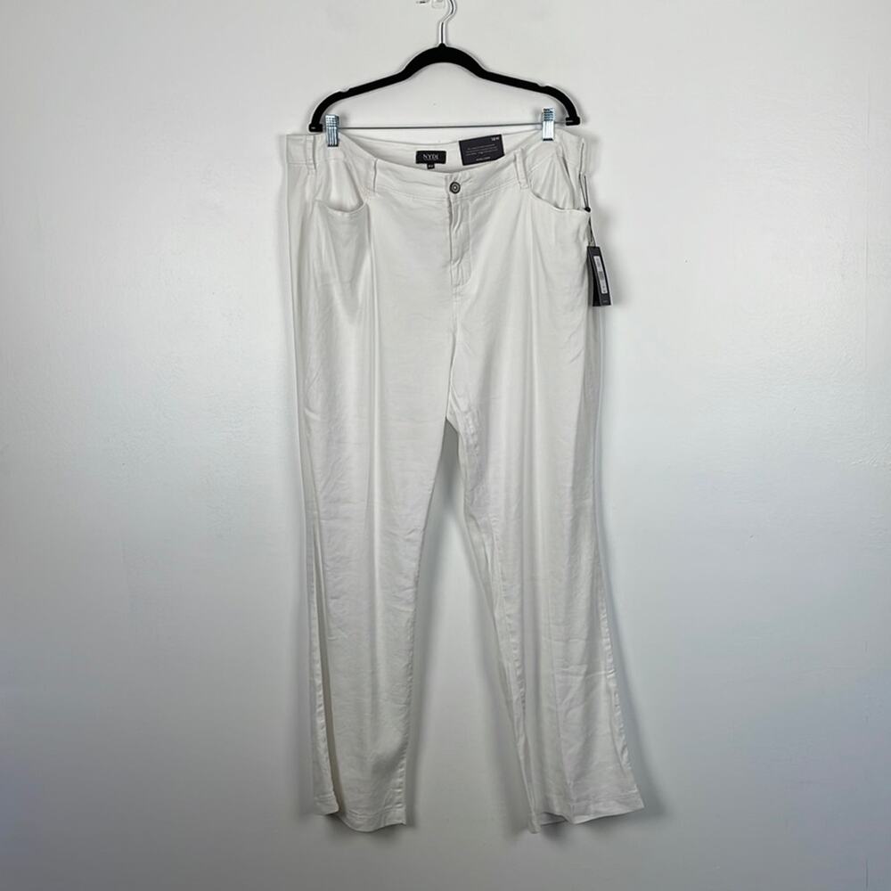 NYDY Lift X Tuck Technology Linen blend white 4 pocket plus size pants Size 18W